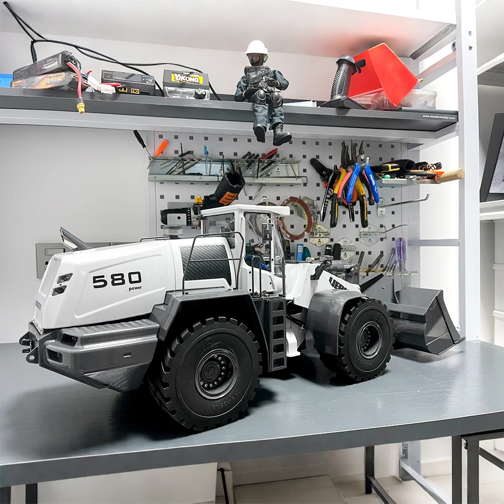 RC Loader 580 1/14 Hydraulic RC Loader Metal Model RTR Radio Remote Control with Light and Sound System Wheel Loader Model Toy