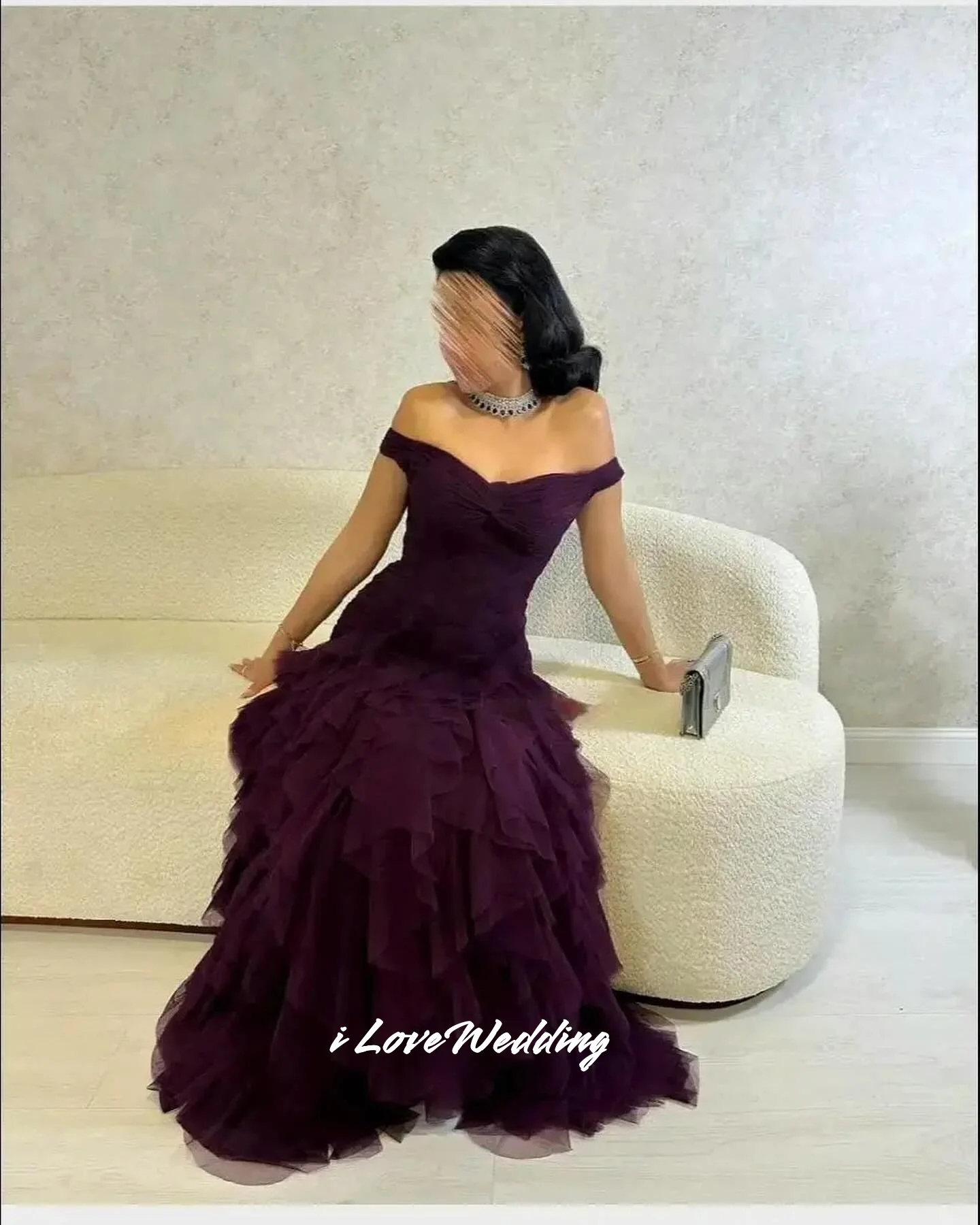 퍼플 오프숄더 이브닝 드레스 2025 튤 크리스탈 티어드 머메이드 우아한 플로어 기장 플리츠 웨딩 파티 드레스 맞춤 제작