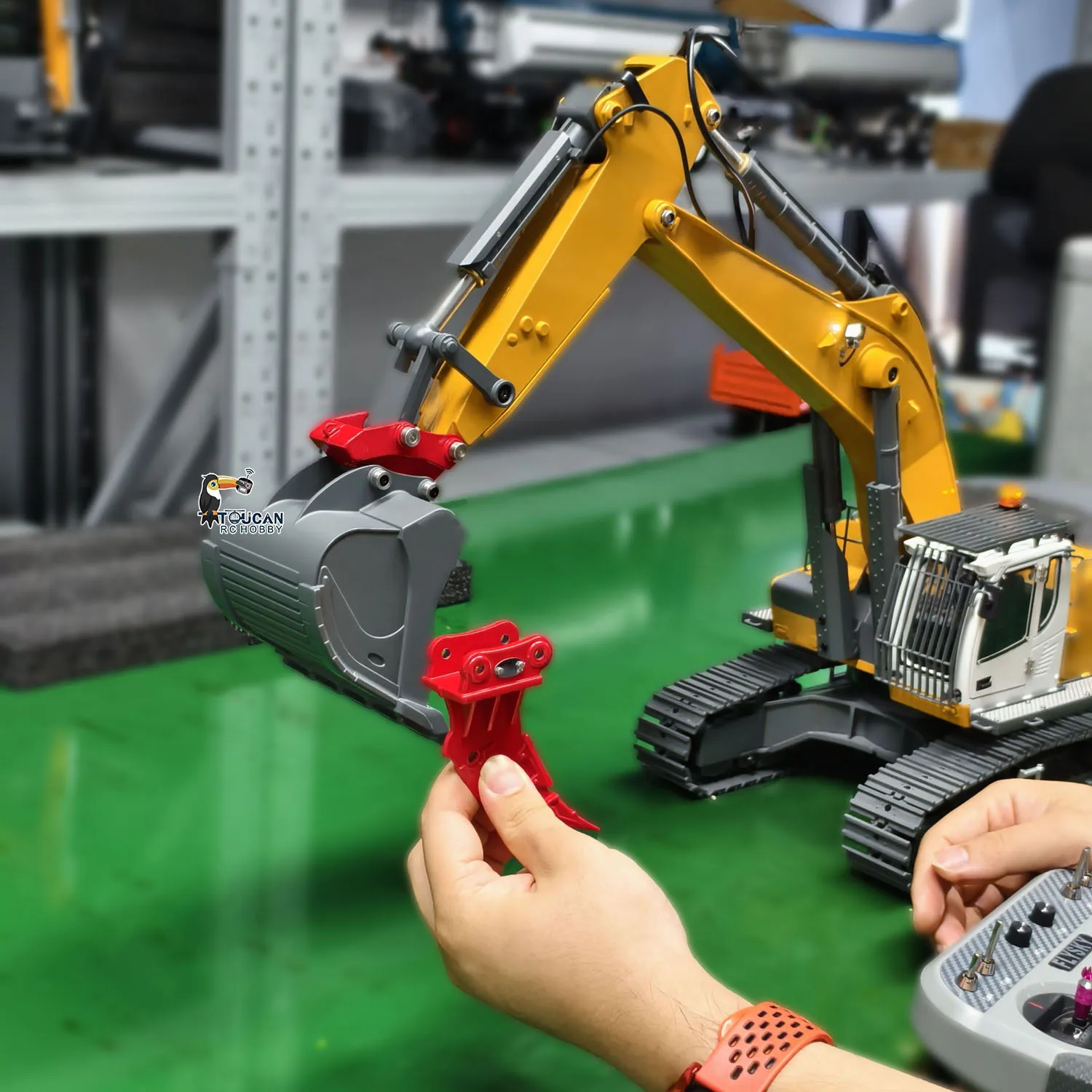 

1/18 Kabolite 5901 100S RC Экскаватор Игрушка с дистанционным управлением Flysky Электрический подъемный экскаватор Инженерная машина с молотком-распуливателем