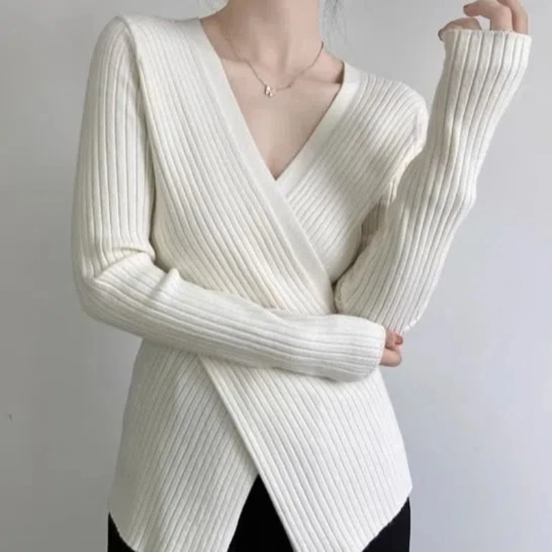 

New Slim Pullover SV Collar Women's Spring and Autumn Splicing Cross Irregular Fashion Casual Long Sleeved Sweater Knitted Top