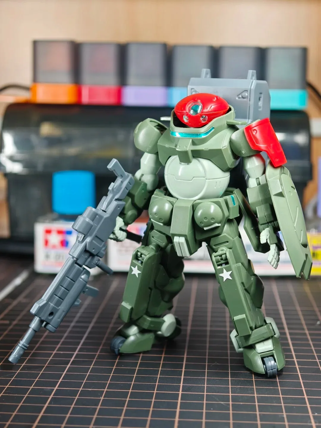 Em estoque jiuzhou modelo 1/144 hg grimoire boina vermelha robô montagem modelo kit figuras de ação modelos de plástico para aficionados