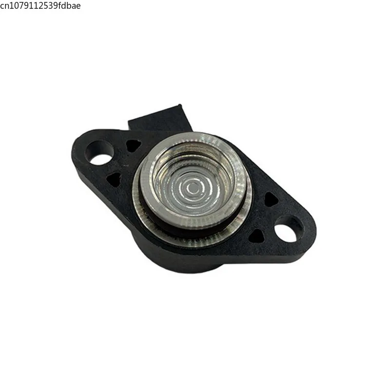 Original Dongfeng Tianlong Tianjin Hercules Cummins engine urea pump pressure sensor 5303018