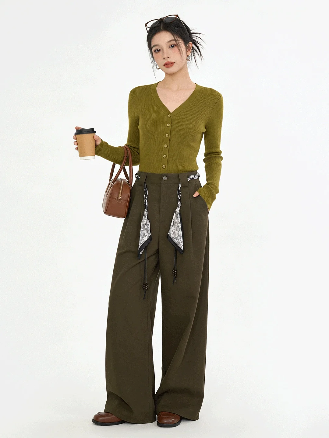 

Брюки с высокой талией и широкими штанинами, повседневные, винтажные, кофейного цвета, плиссированные, свободные, стройнящие, для ранней весны, струящиеся, длинные, в корейском стиле