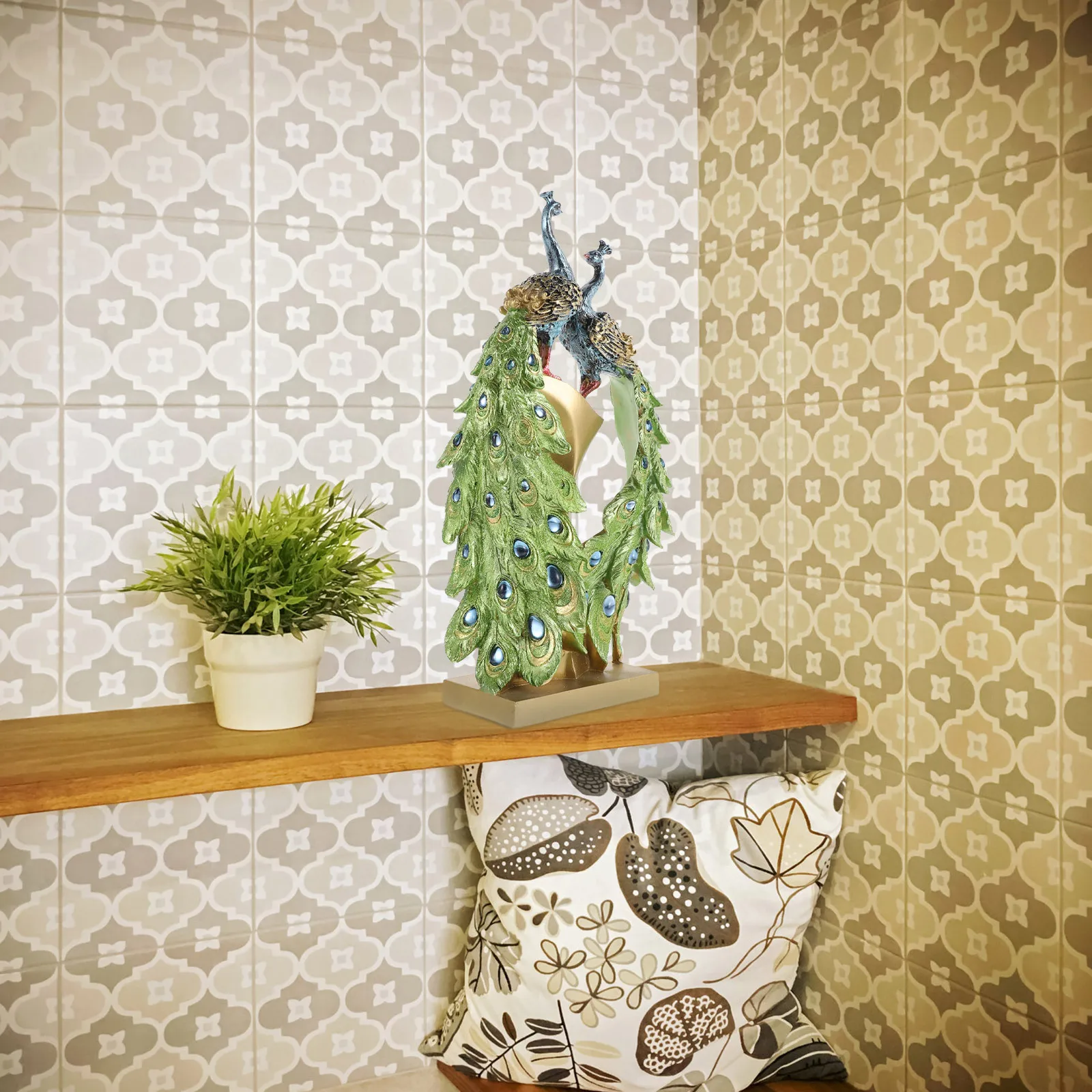 

1Pcs European Style Peacocks Statue Desktop Decoration Resin Craft Home Ornament Vivid Tabletop Peacocks Adornment