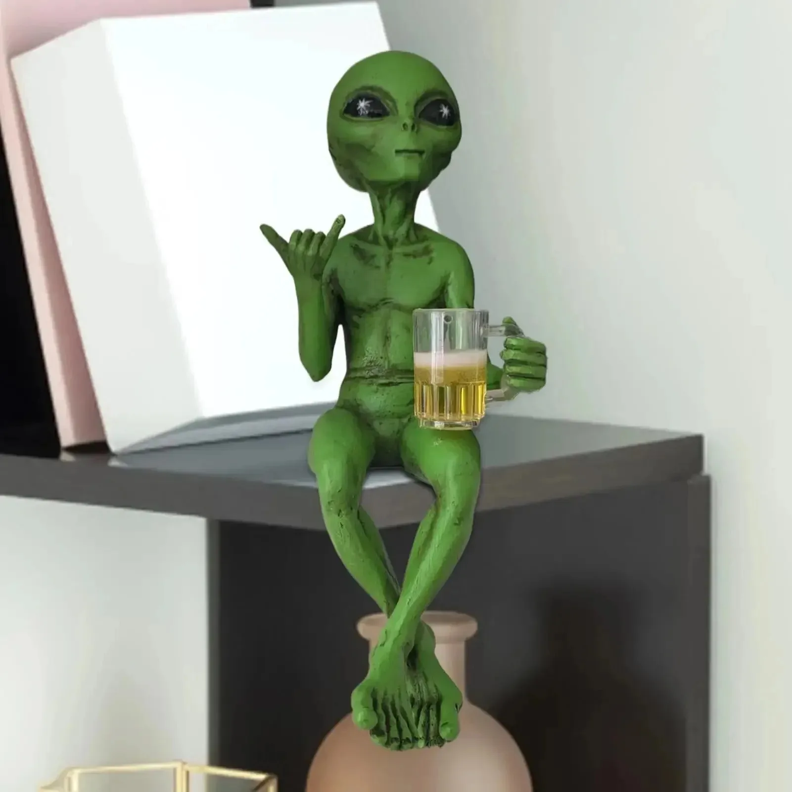 =/Alien Statue Drinking Beer Alien Sculpture Resin Craft Novelty Funny Desktop Decoration Bookshelf Office Desktop Garden Decor