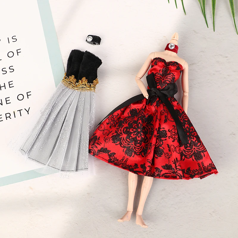 ชุดตุ๊กตาสำหรับงานเลี้ยง ชุดสวยสำหรับตุ๊กตาขนาด 11.5 นิ้ว ชุดตุ๊กตาแฟชั่นเซ็กซี่ อุปกรณ์เสริมสำหรับตุ๊กตา ชุดสำหรับเด็กผู้หญิง