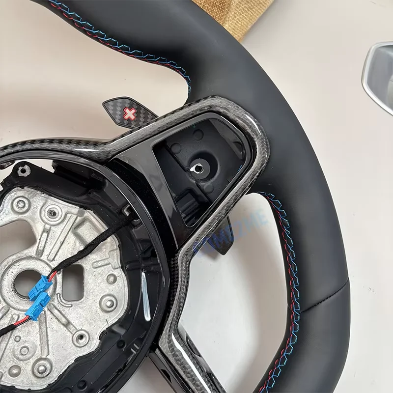 Picture 6: Customized leather steering wheel with carbon fiber frame paddles suitable for BMW G01 G20 G21 G80 G81 G22