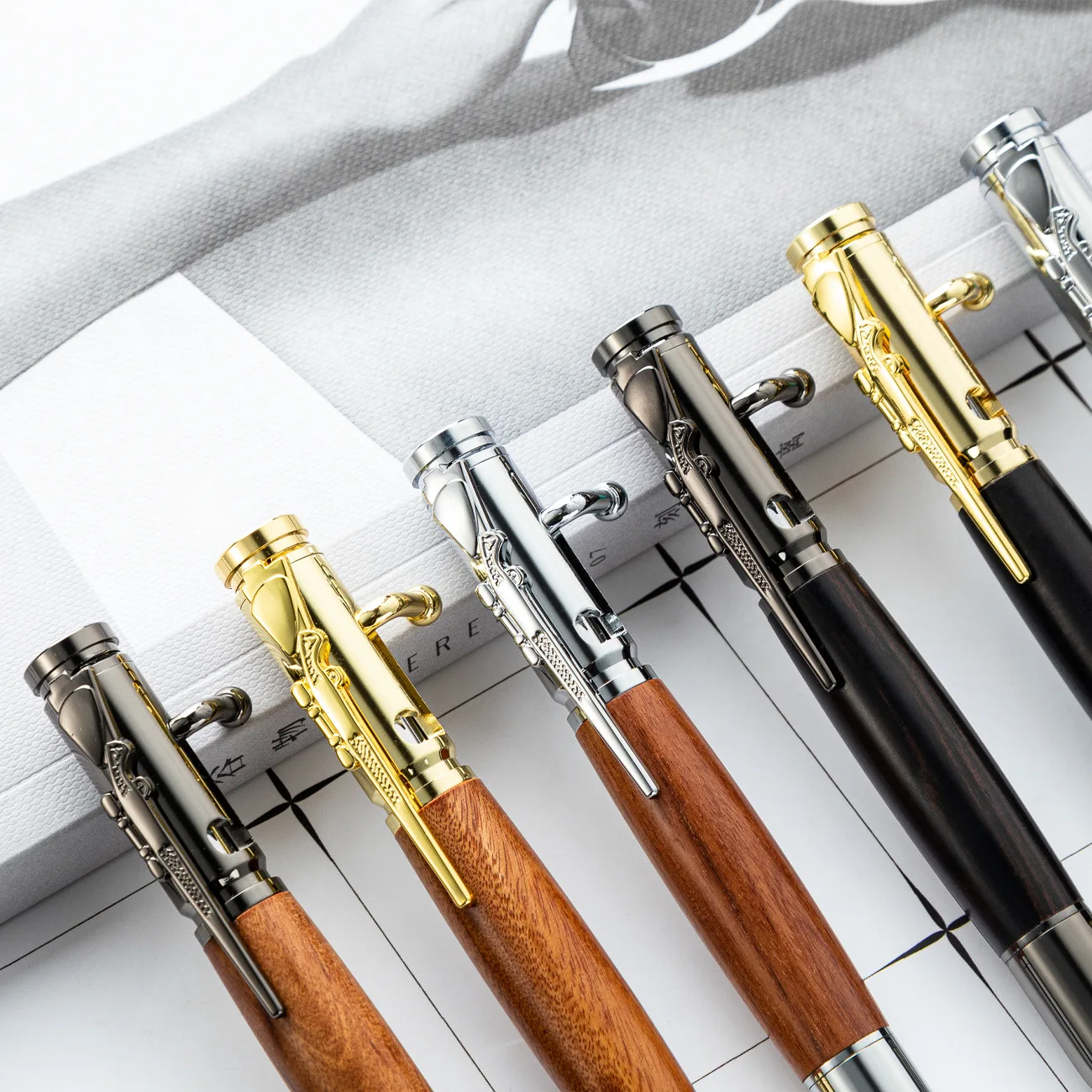 1Pc Metal Wooden Ballpoint Pen, Gun Shaped Click Pen, Smooth Writing for Office School