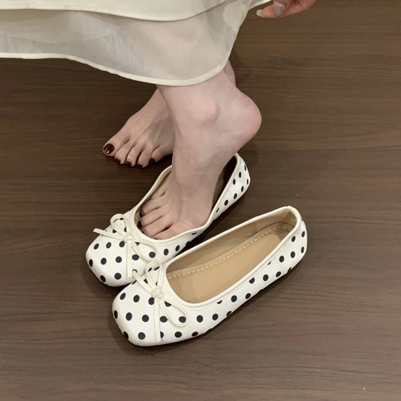 多用途ポルカドット柄バレエシューズ-レディース-2026年春夏新作-フラットマウス-メリージェーン-シングルシューズ-蝶結び-おしゃれ