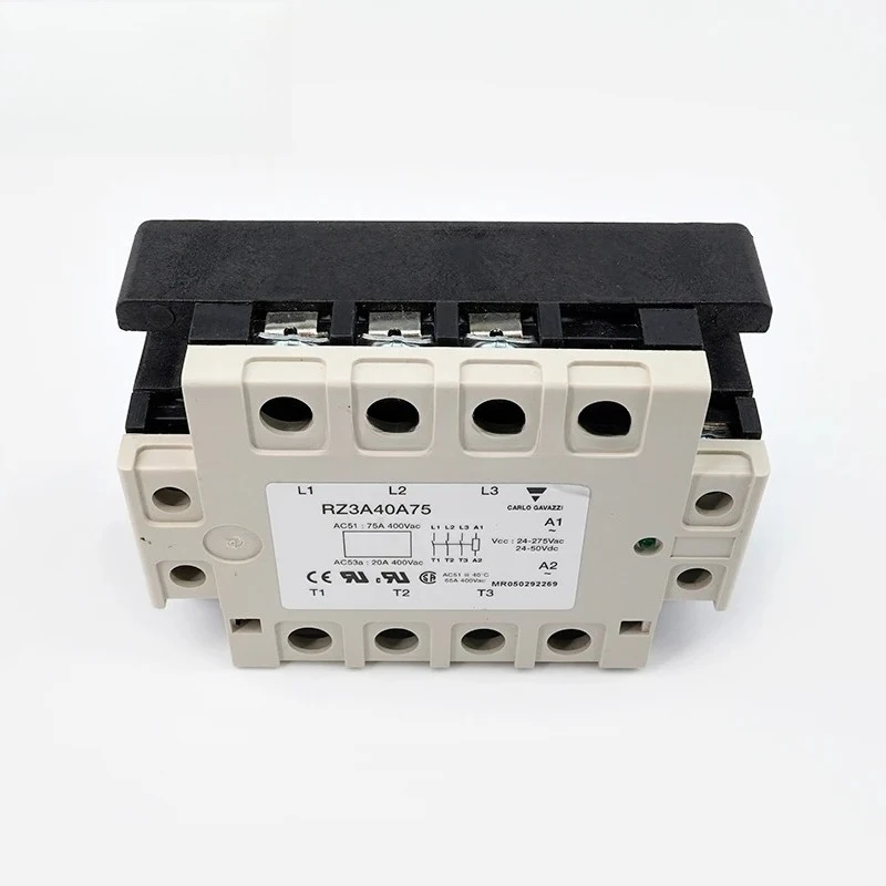 Relè trifase Carlo gavazzi svizzero nuovo e originale al 100% RZ3A40A75