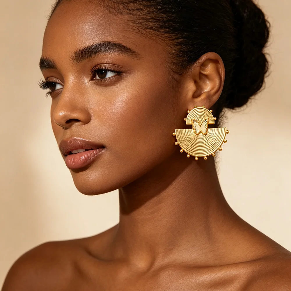 18K vergoldetes, fächerförmiges Schmetterlings-Ohrringe- und Ring-Set für Damen, luxuriöses Accessoire für Hochzeiten und Partys, Geschenk. – Detail 3