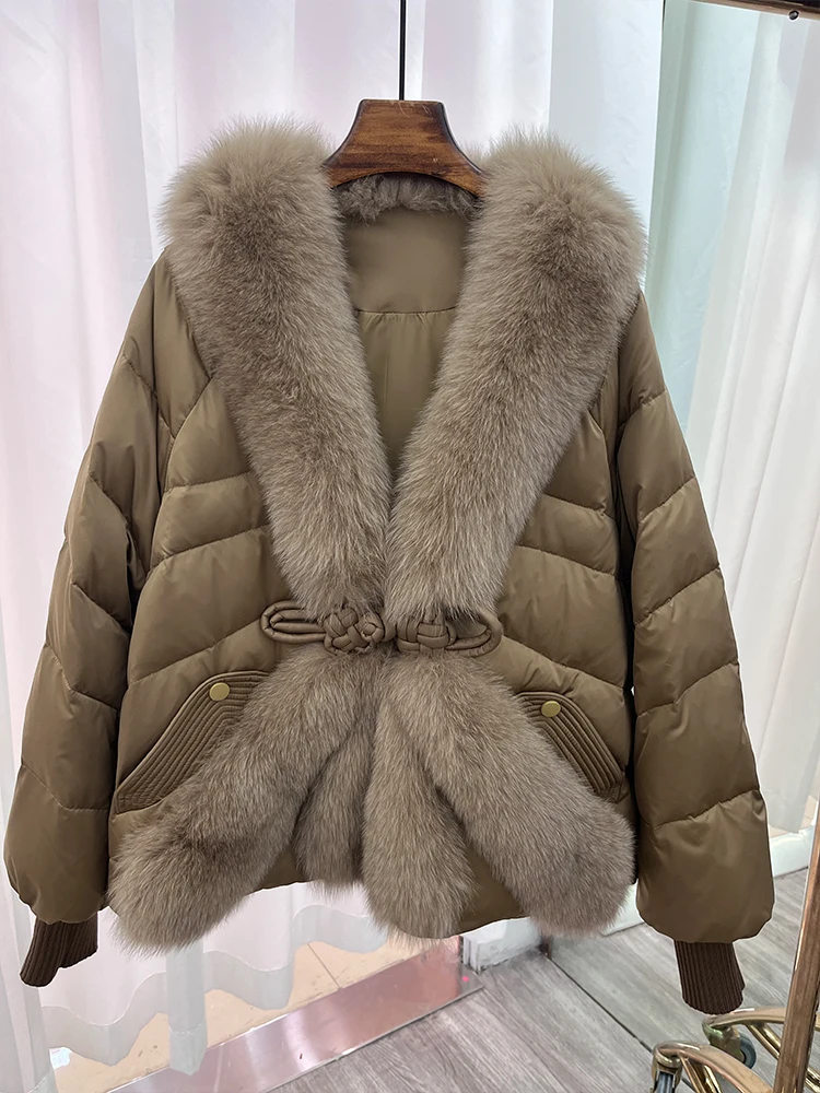 Cappotto da donna invernale alla moda Piumino spesso in piuma d'oca bianca da donna con collo in vera pelliccia di volpe femminile caldo streetwear