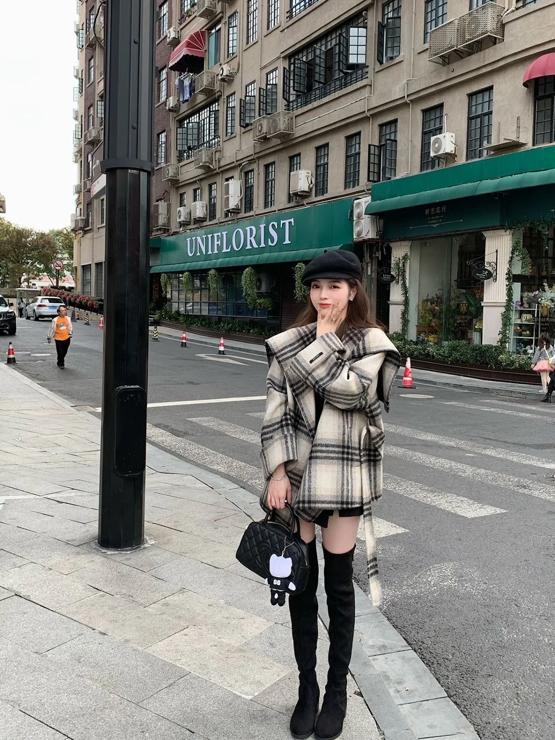 UMI MAO 모직 코트 여성 가을 ​​새 체크 무늬 네이비 칼라 양면 캐시미어 코트 여성용 짧은 느슨한 작은 여성