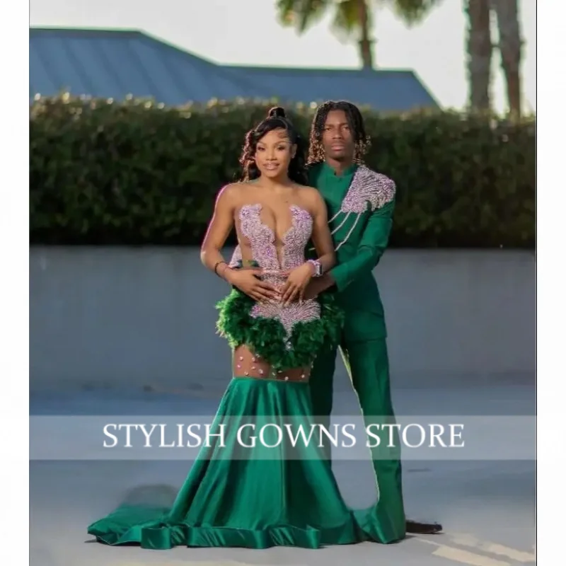 

Luxury Emerald Green Mermaid Prom Dress Glittering Diamond Beaded Feather Applique Black Girls Customized Dresses