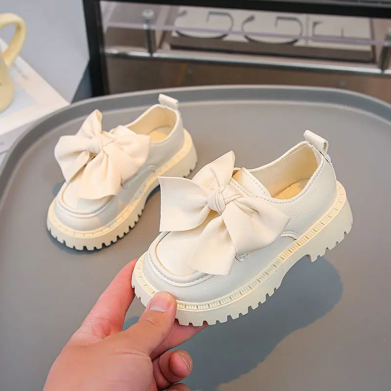Girls Princess Loafers 2026 New Style Soft Sole Spring Autumn Kids Comfortable Fashionable Baby Girls Leather Shoes