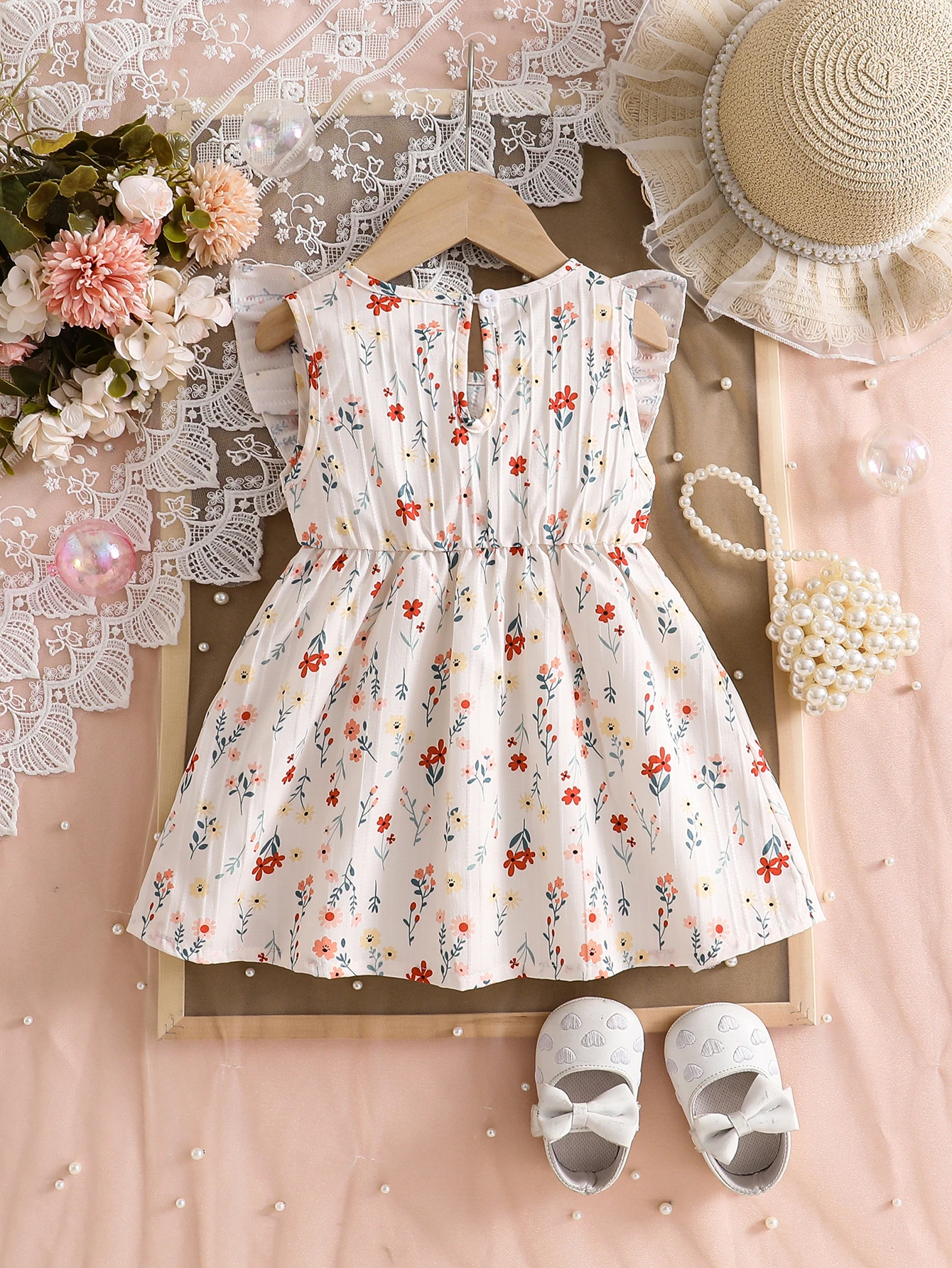 1-Piece Summer Thin Dress for Baby Girls, Children's Round-Neck Floral Print Bow Sleeveless Dress, Cute Flutter-Sleeve Lady-Style A-Line Dress for Baby Girls, Versatile Outfit, Newborn First Birthday Gift, Comfortable and Soft Princess Dress, Youthful and Sweet Vacation Style One-Piece Outfit, Suitable for 0-1-2-3 Years Old, 6-9 Months, Suitable for Outdoor, Casual, Party, Holiday Gift