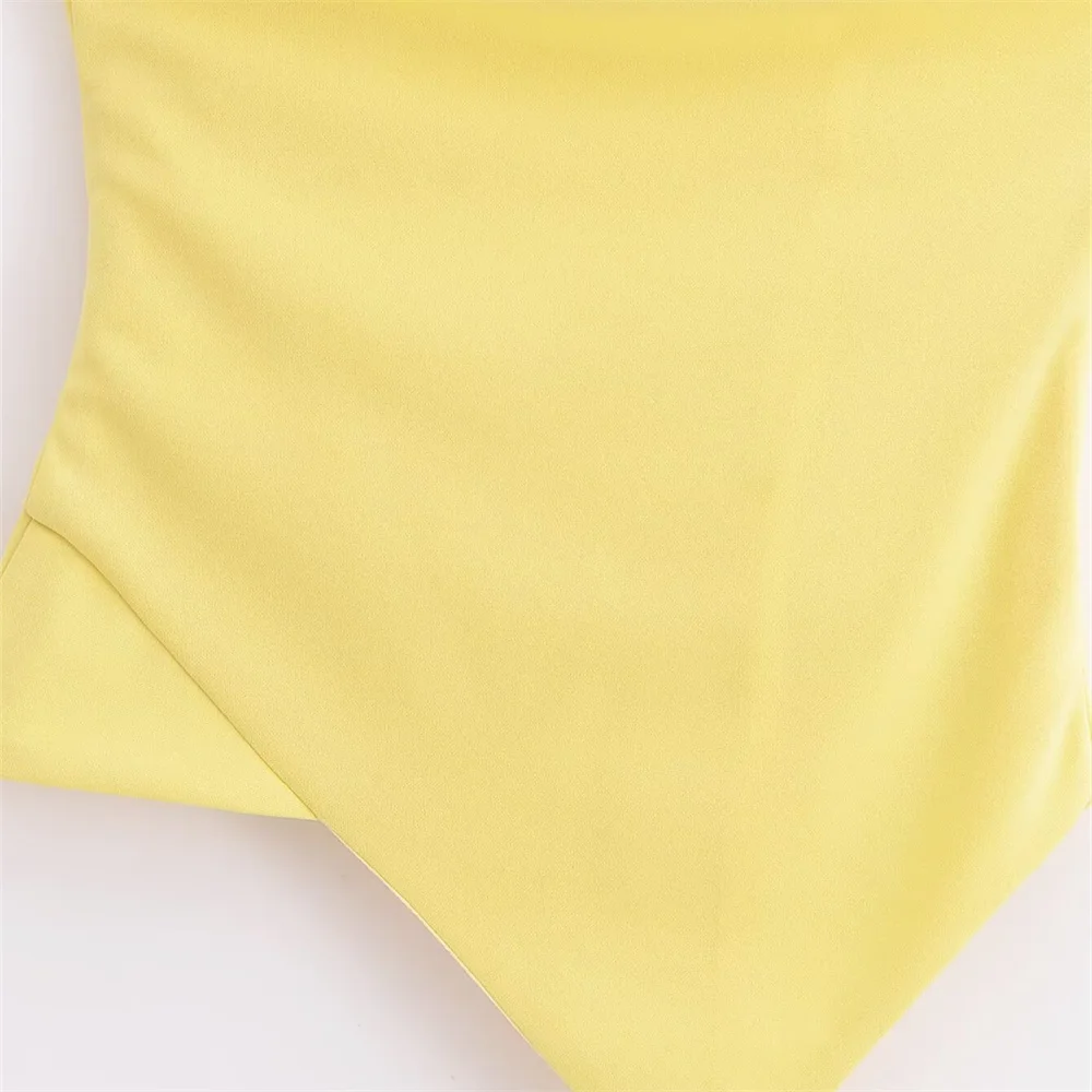 UNIZERA2024 Spring New Women\'s Casual Versatile Folded Decoration Irregular Sexy Tank Top with Bra Top