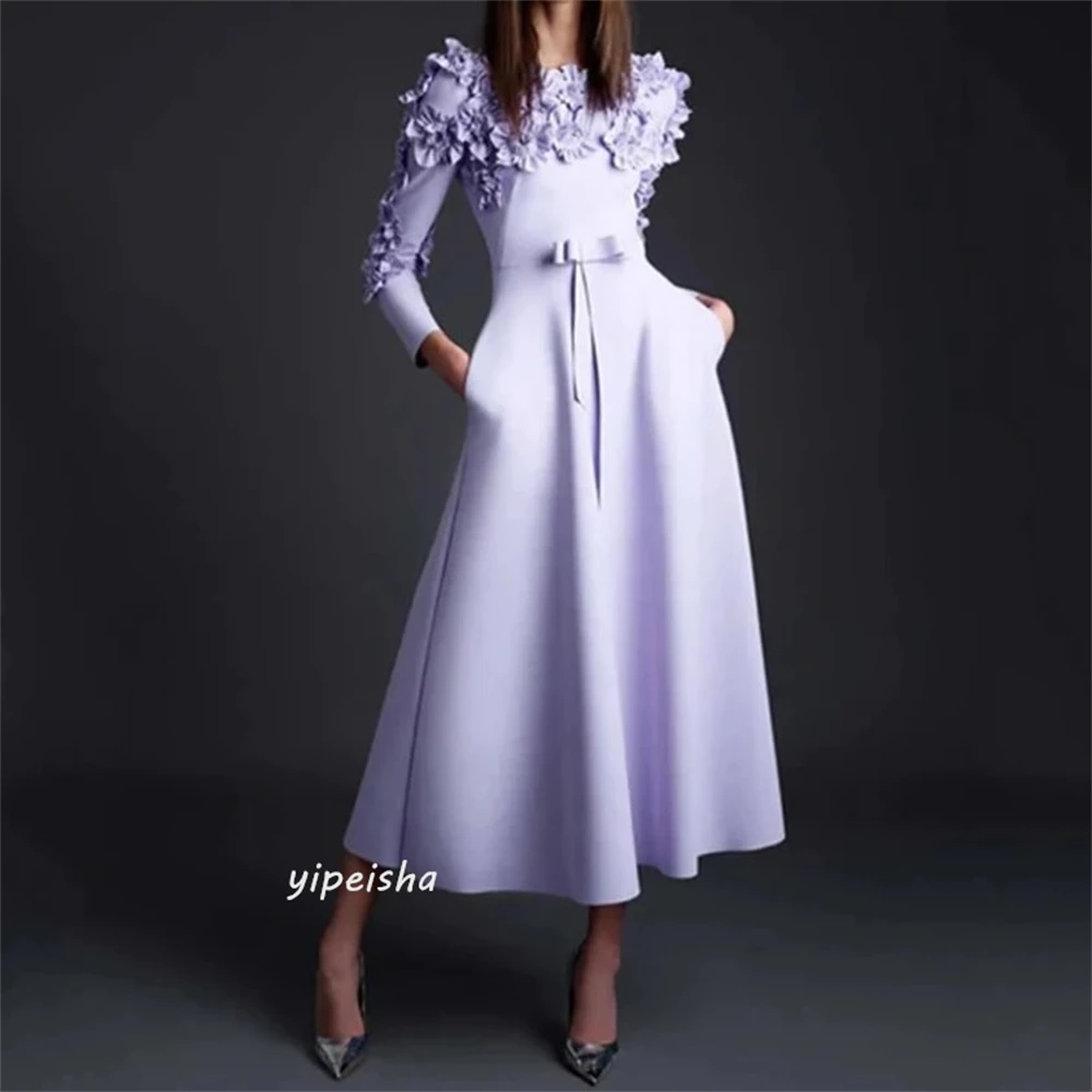 Robes de soirée de mariage drapées à fleurs en satin, robes d'occasion sur mesure, coupe trapèze, col rond, longueur rinçage