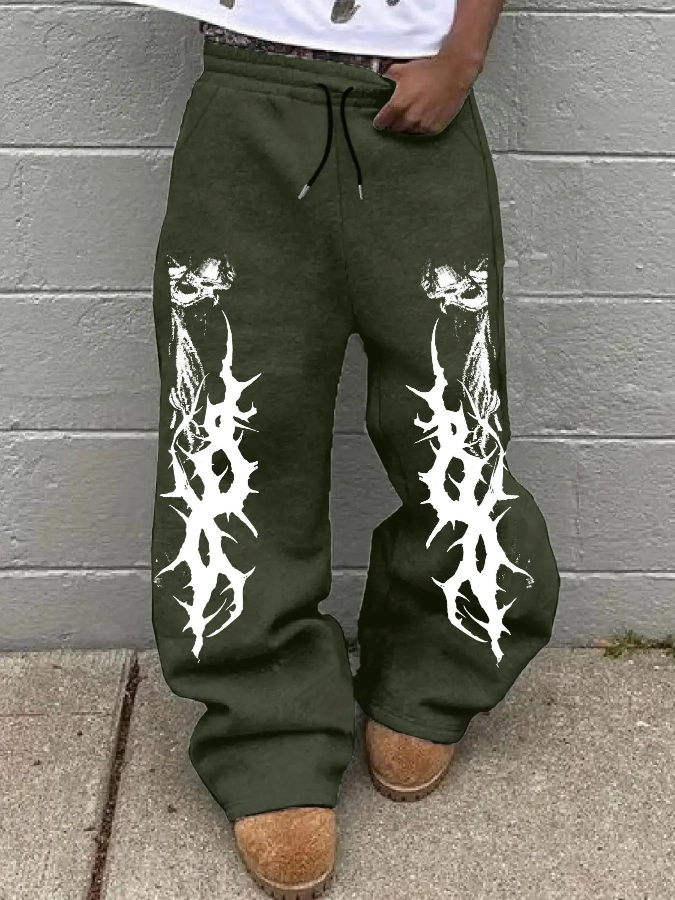 

Men's Personalized Pattern Fashionable Skull and Thorns Print Drawstring Waist Design Comfortable and Versatile Casual Pants