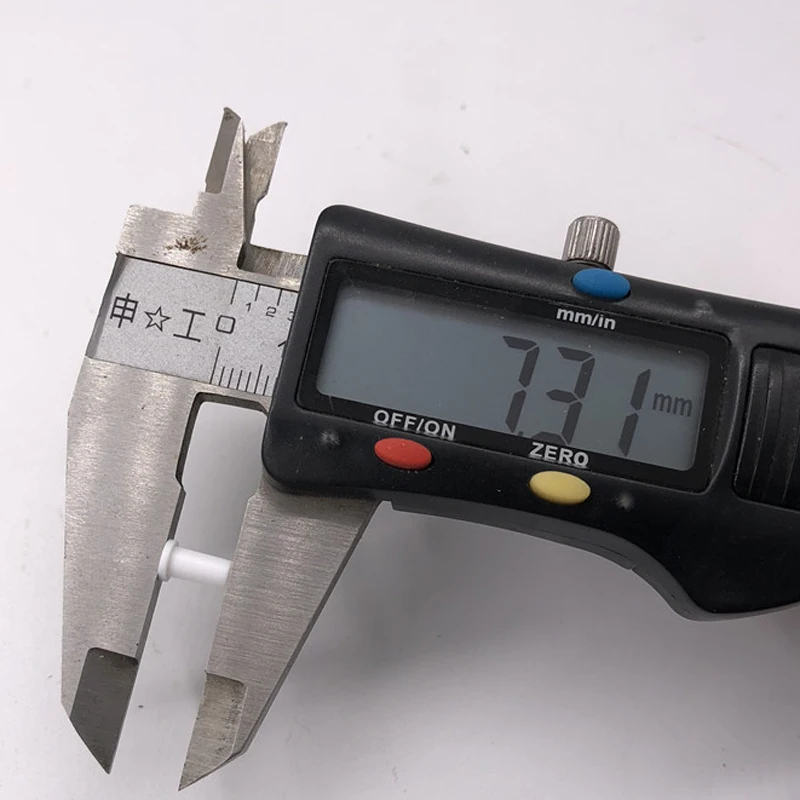 200 قطعة من أغطية الغبار المصنوعة من ألياف ضفيرة LC، سدادات غبار الطائر، قابس رأس مربع صغير LC أبيض جديد، قابس مقاوم للغبار