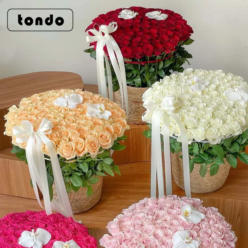 Larger-than-life Woven Grass Bucket for Rose Flower Arrangement DIY Companionable Bucket Valentine's Day Special Creative T-s...