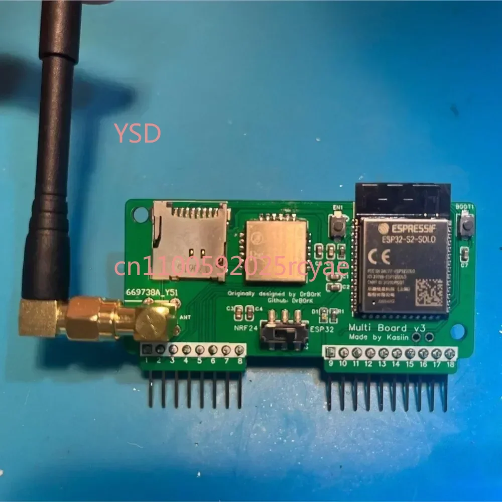 

Плата разработки Wi-Fi с антенным модулем NRF24, ESP32, CC1101 и летающей мышью, ESP8266.