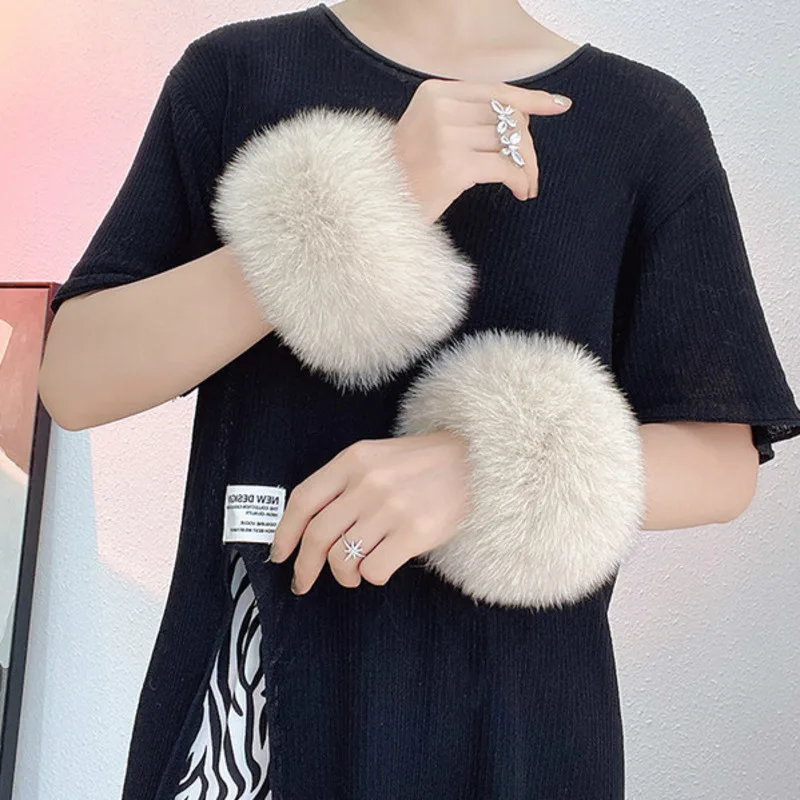 Real Fox Fur Cuffs For Women Coat Wrist Sleeve Fur Bracelet Oversleeve Natural Fox Fur Sleeves Fluffy Fur Cuff Thick Arm Warmer - view 5