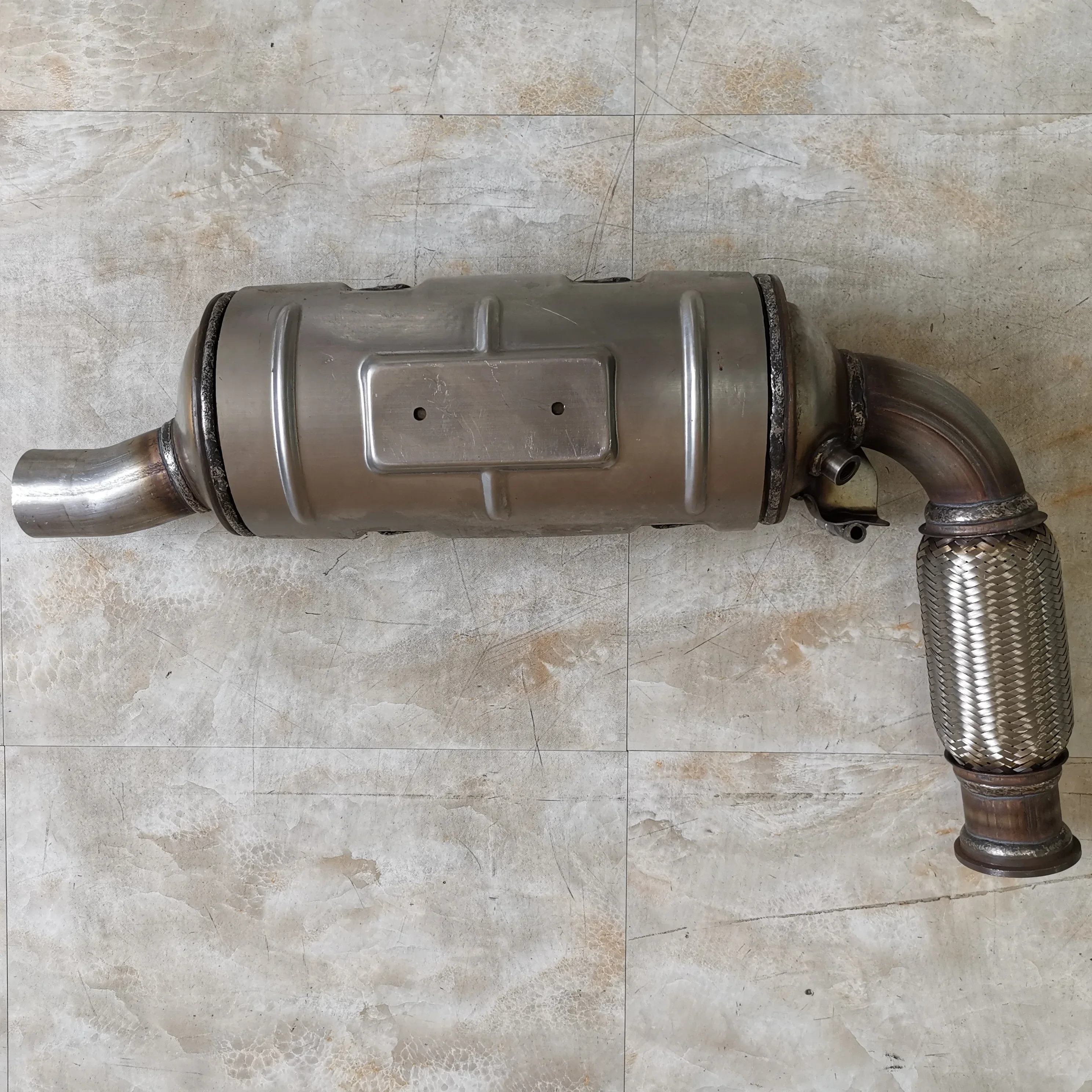 SAIC MAXUS T60 High Quality Catalytic Converter Assembly C00047896 C00182640