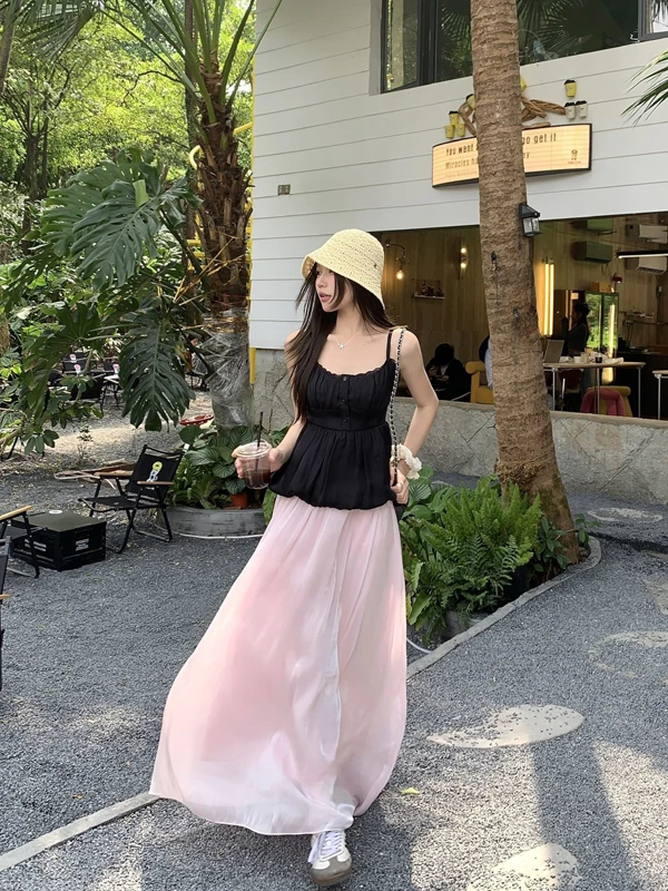 

Sweet Black Slim Fit Tank Top And High Waist Loose Skirt Two Piece Set for Young Women Summer Fashion Ensemble