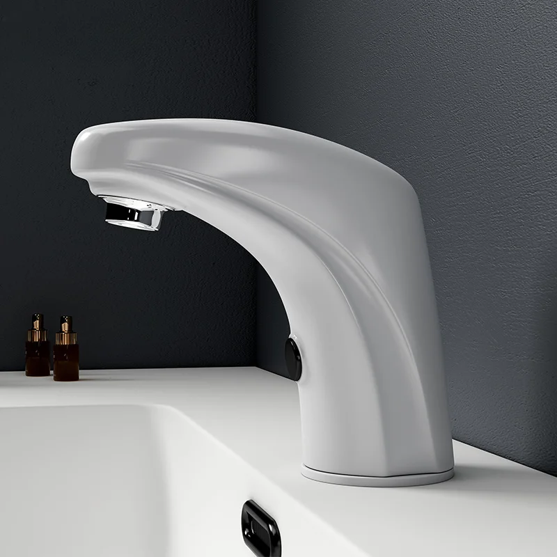 * PLANHotel à induction automatique PLANIntelligent sortie d'eau 8534