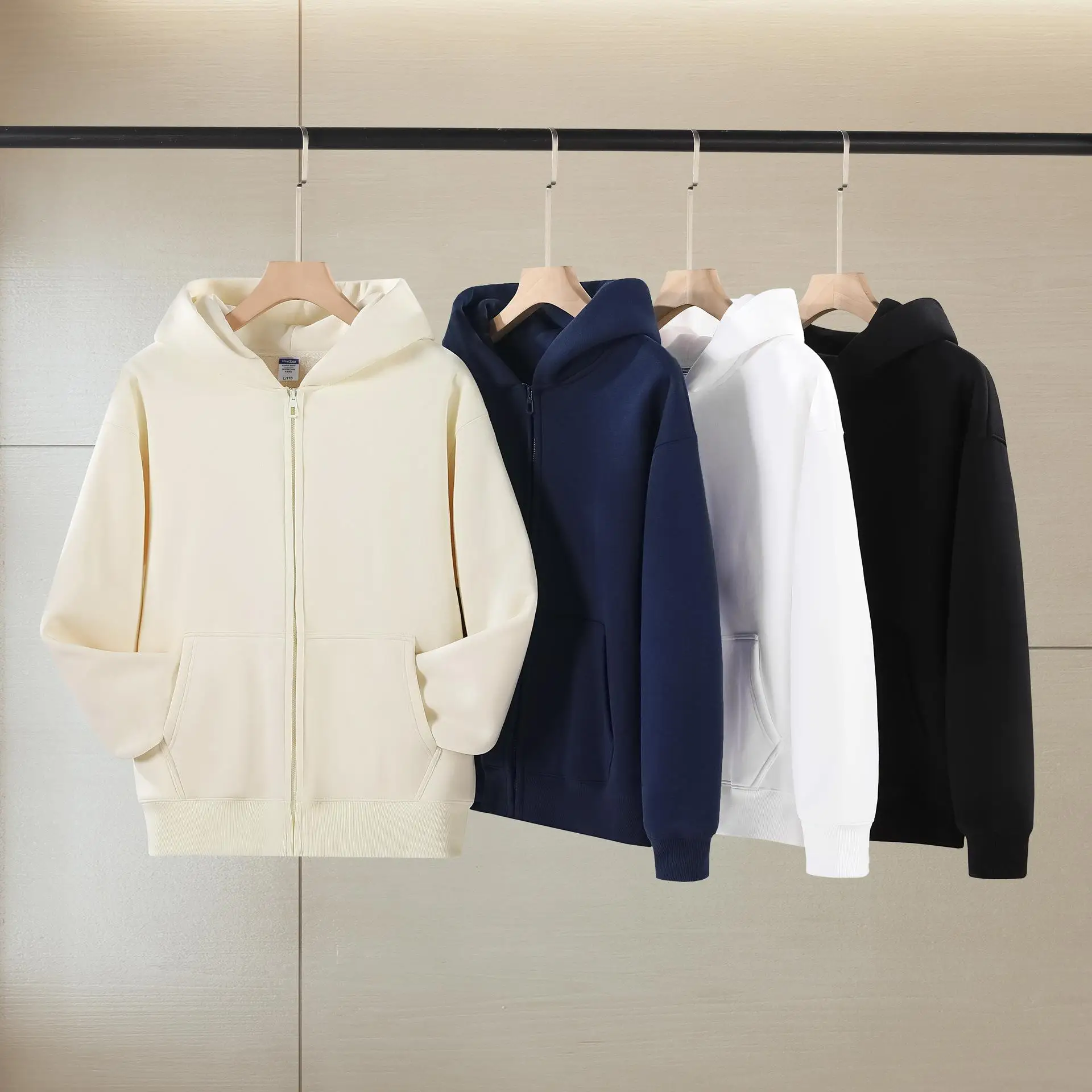 

Unisex Hooded Zipper Sweatshirt Polar Fce Comfortable Soft Inner Shoulder Width Loose Fit Casual Daily Wear