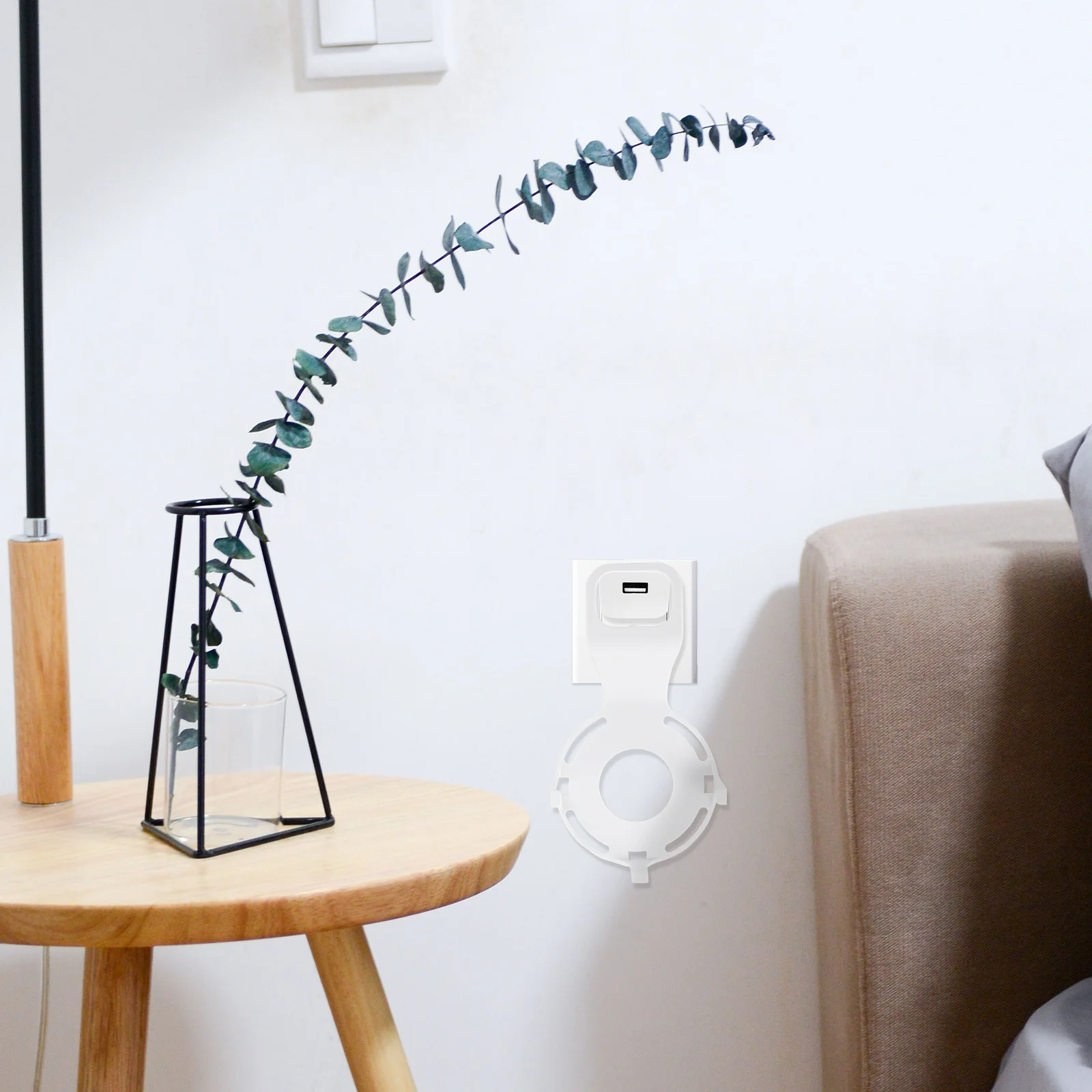 

Non-Punch Wall-Mounted Smart Speaker Case Durable Bracket 2 Secure Hold Unobstructed Sound Sleek Design