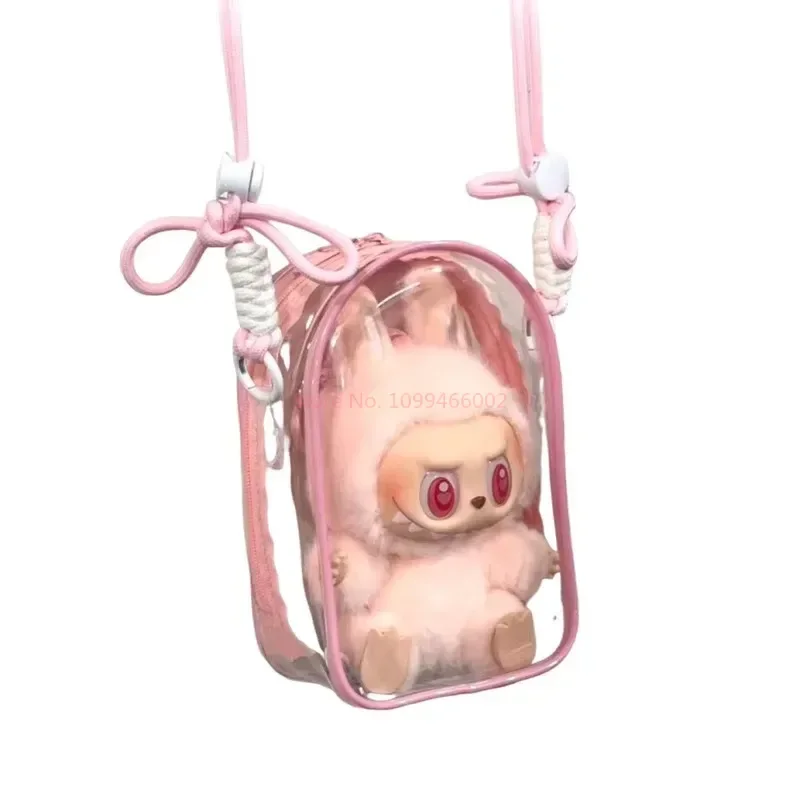 Boneca de algodão crossbody saco protetor 15cm labubu pvc armazenamento à prova de poeira caso de exibição festa posição sentada bonito brinquedo acessório