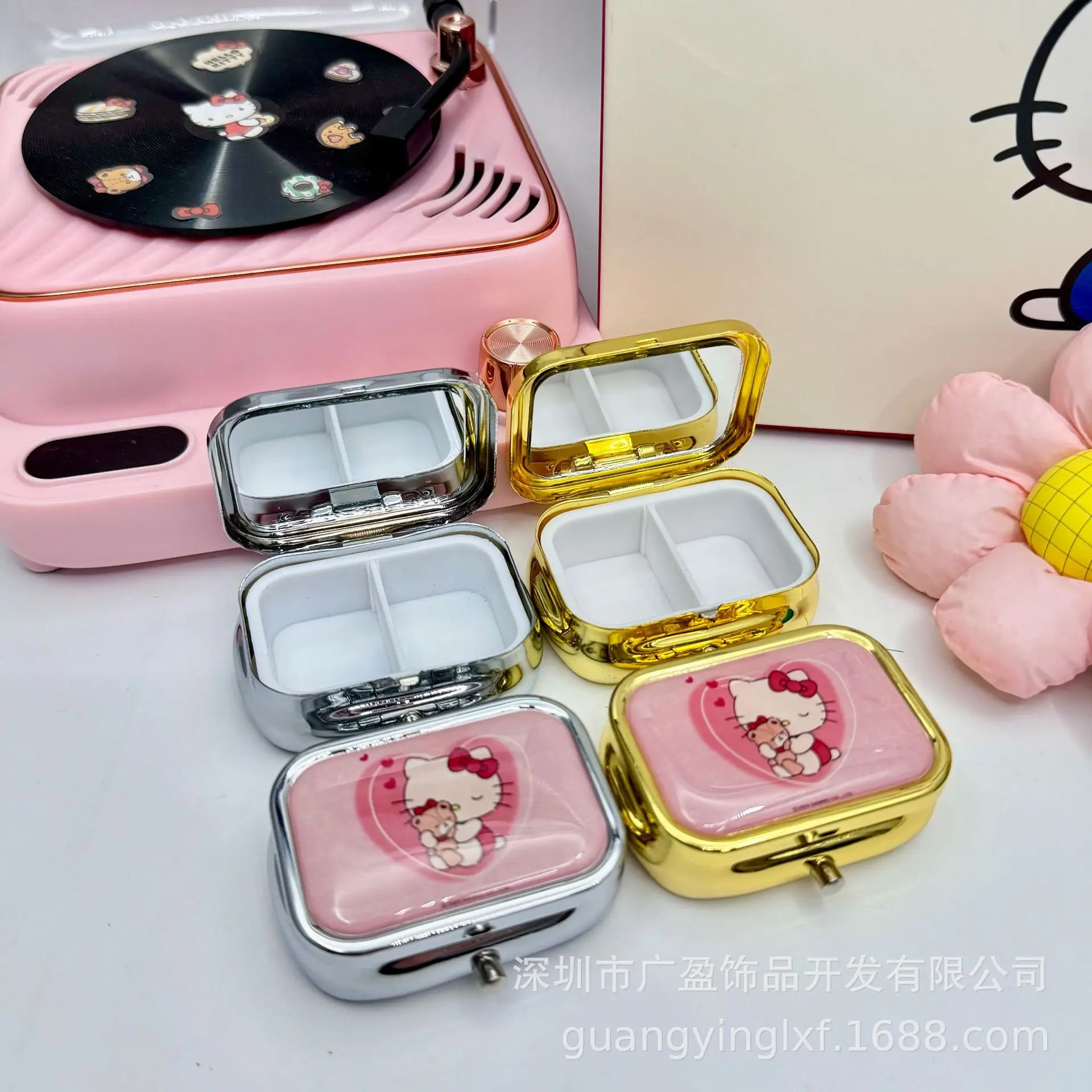 Kawaii Hello Kittys Portable Jewelry Box with HD Mirror Mini Sealed Subpackage Boxs Cute Cartoon Girl Heart Travel Storage Box