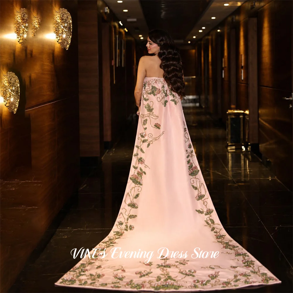 VINES Pink Satin 프롬 드레 Strapless Sleeveless Prom Gown Beading On Chest Party Dress for Formal Event Mermaid Customized