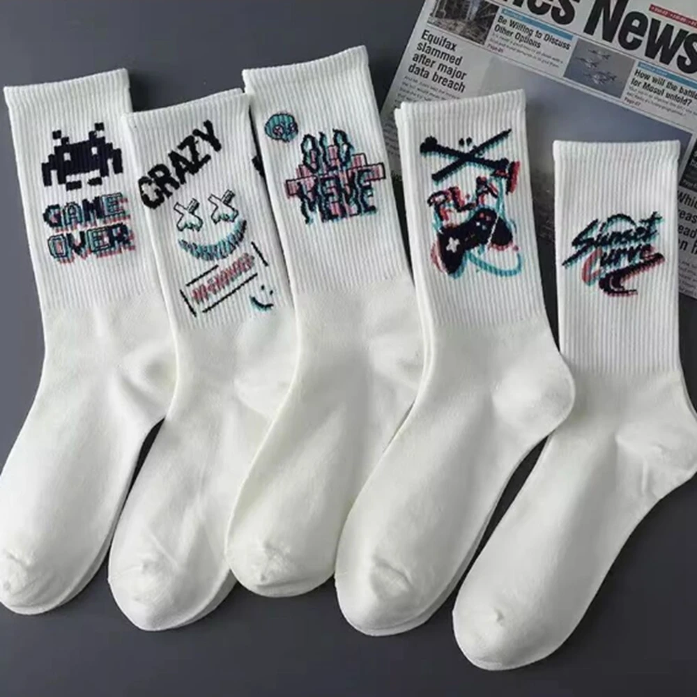 5 pairs of graffiti socks male Instagram tide with high appearance level student sports basketball stockings stockings tide