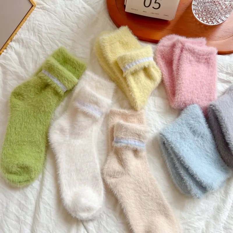 Nerz Samt Socken für Frauen Männer Herbst Winter verdicken thermische warme Schlafs ocken Plüsch Koralle Schlaf Plüsch Boden Mid-Tube Socken