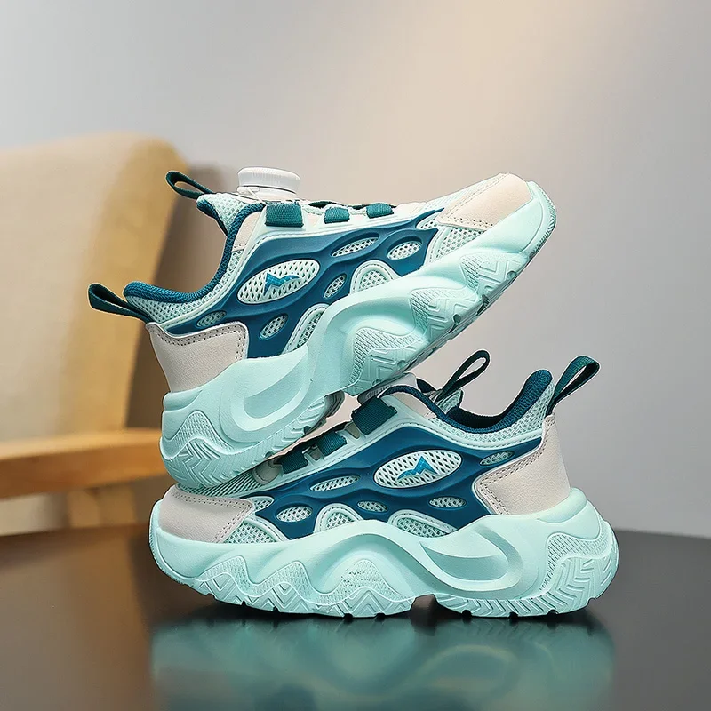 2024รองเท้ากีฬาสำหรับเด็ก, รองเท้าบาสเก็ตบอลกลางแจ้งระบายอากาศได้ดีรองเท้ากีฬาน้ำหนักเบาสำหรับเด็กผู้ชาย