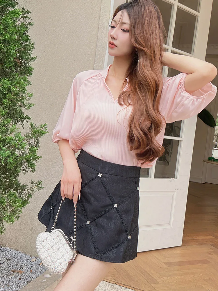 Dabuwawa Chiffon Blouse Women's 2023 Summer New V Neck Loose Crimped Shirt Office Lady Top DM1BCF011