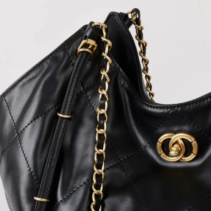 Soft Leather Relaxed Diamond-Quilted Chain Tote Bag for Women Spacious Capacity, Versatile Style, Soft Texture Shoulder Bag