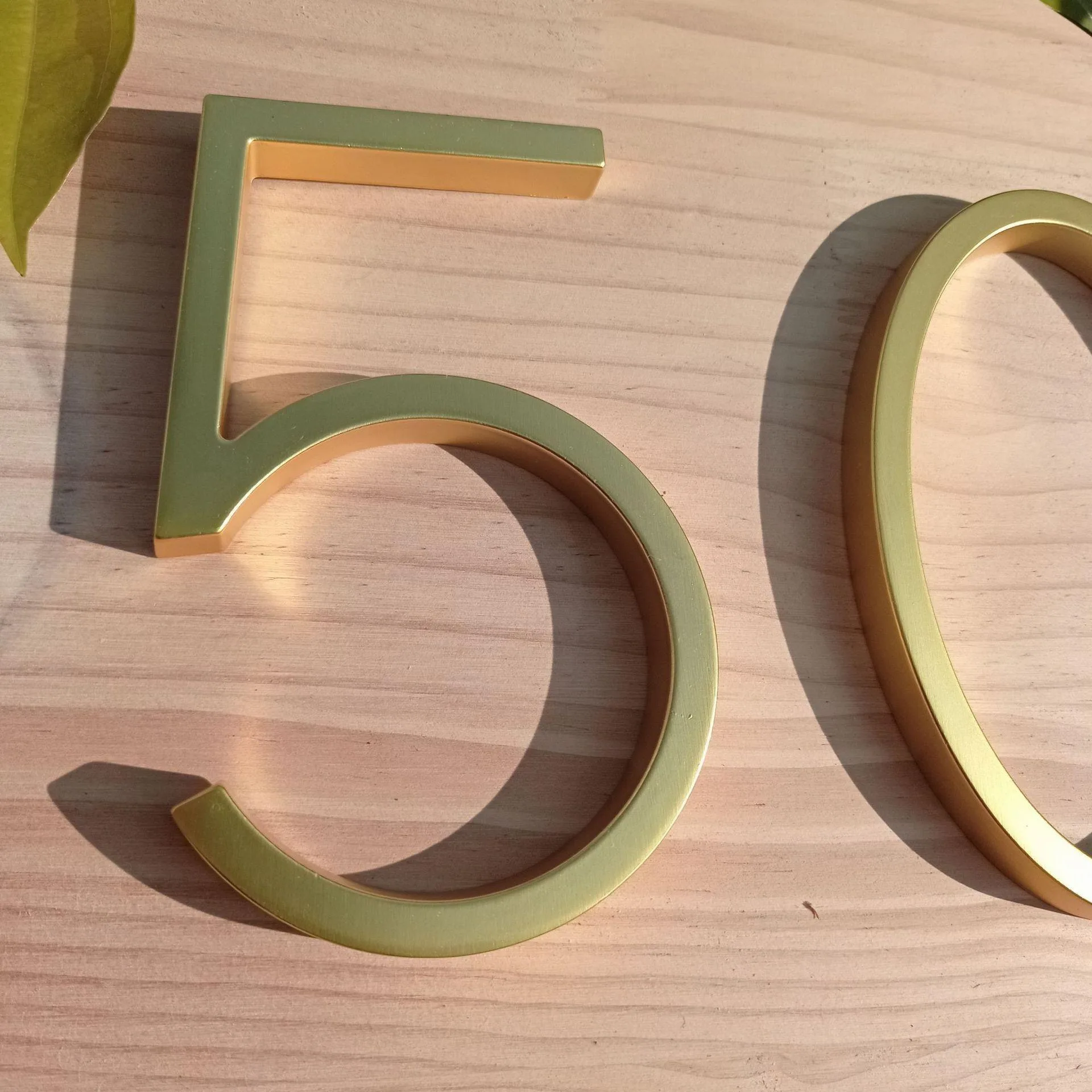 6 Inch 15cm Brushed Gold House Number, Rustproof Retro Metal Address Plaque Number For Home Door Hotel Office Exterior Wall