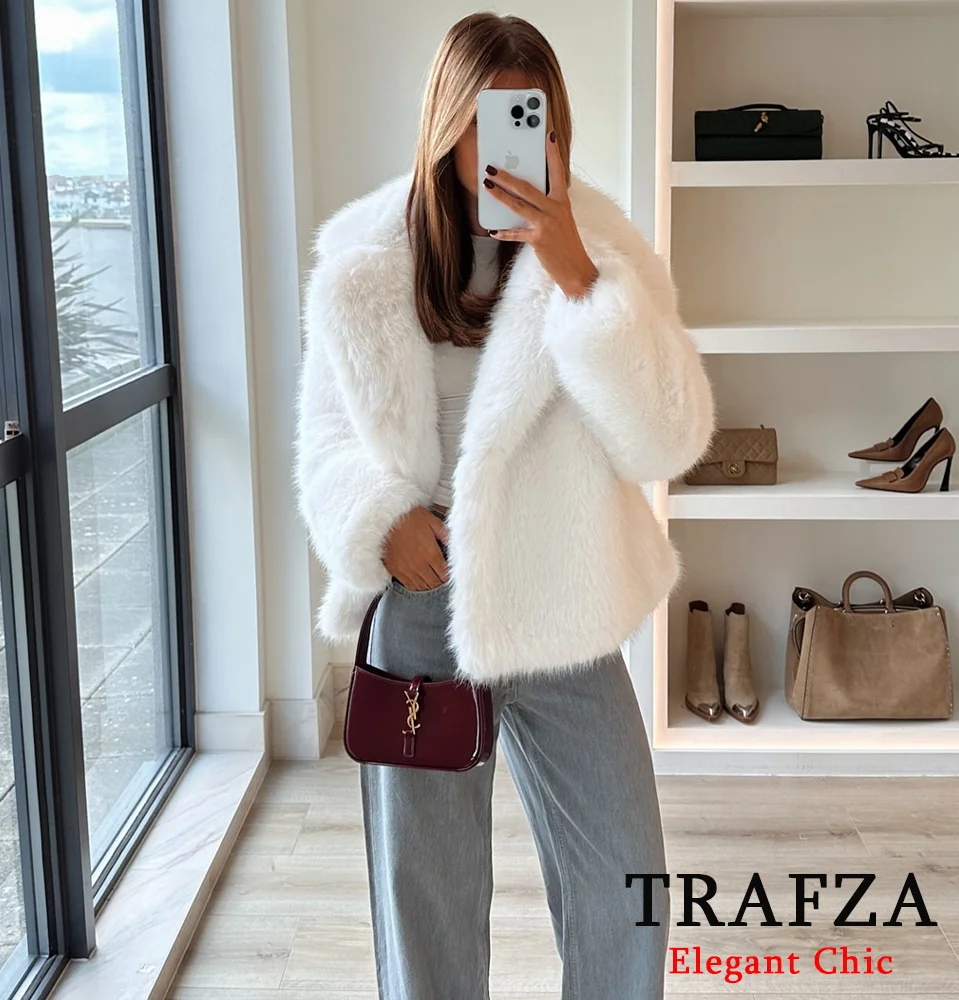 TRAFZA Women Fashion Faux Fur Coat Solid Lapel Shaggy Short Coat New 2025 Fall Winter Elegant Luxury High Street Coat