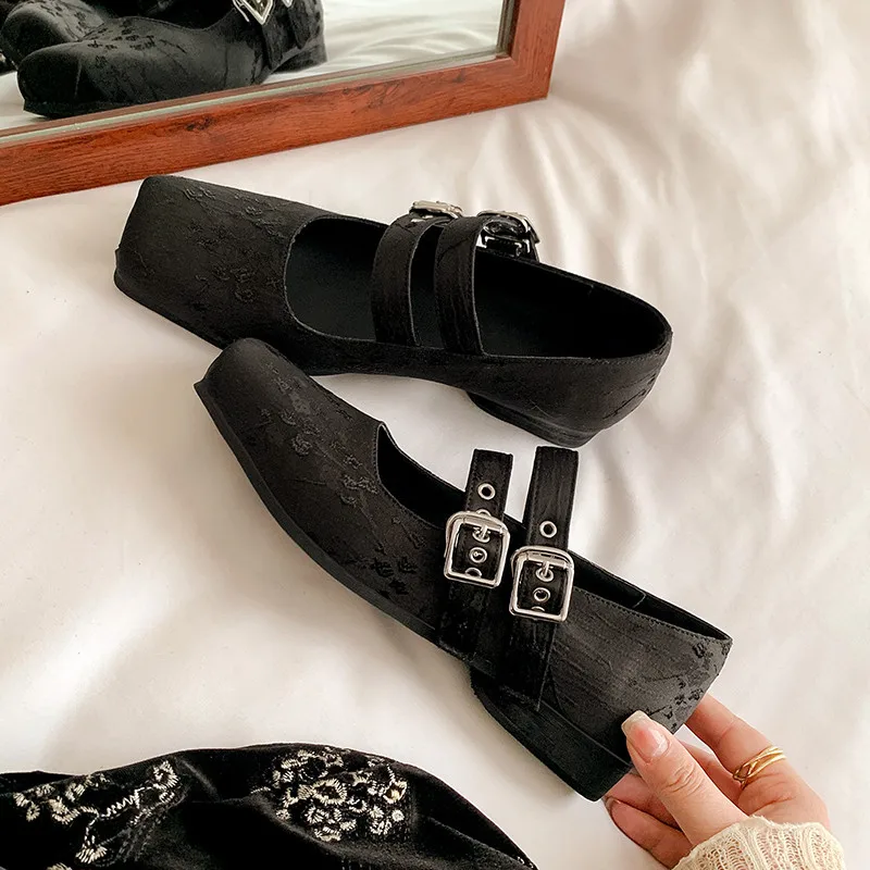 

MKKHOU Fashion Women's Shoes New High Quality Jacquard Cloth Square Headed Mary Jane Shoes Belt Buckle Low Heel Ballet Shoes