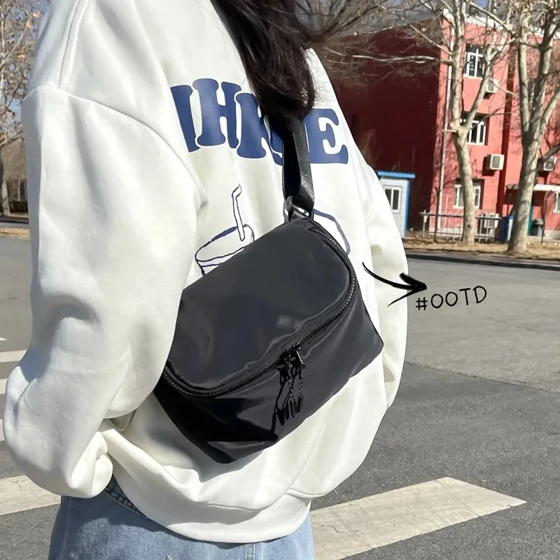

Foufurieux Fashion Women Waist Bags Fanny Pack Casual Lady Shoulder Crossbody Chest Bags Banana Pack Nylon Female Waist Belt Bag
