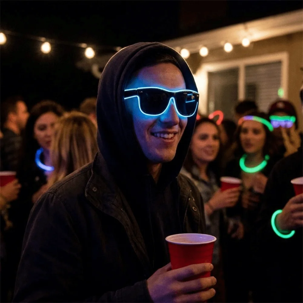 

Favors White LED Glasses Square Heart Shaped Just Married Glasses Wire Bright Light Up Sunglasses Dance
