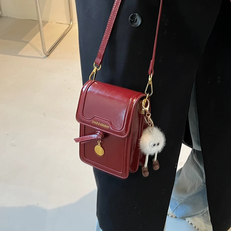 Mobile Phone Bag Women's Crossbody 2025 Spring Fashionable Niche Design Single Shoulder Small Square Bag  샤오팡바오 Petit Sac Carré