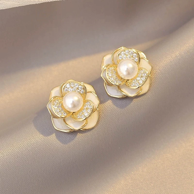 Flower Camellia CZ Crystal Imitation Pearl Stud Earring for Women Temperament Trend Simple Cute LOVE Wedding  Jewelry Girl Gift