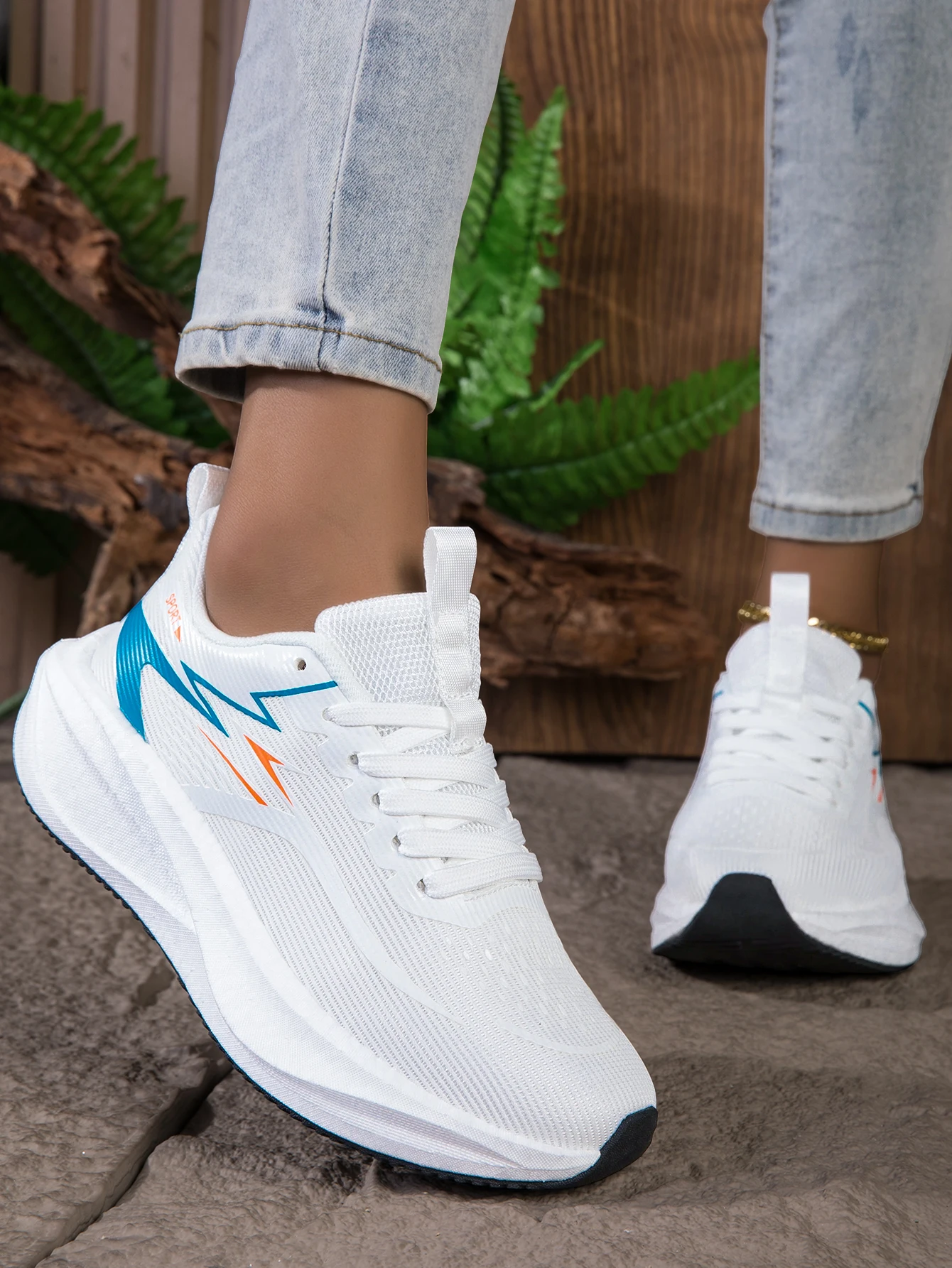 Atmungsaktive Mesh-Laufschuhe für Damen, leichte, gepolsterte, keilförmige, dicksohlige Freizeitlaufschuhe, rutschfeste Gummisohle, Walking-Trainingsschuhe, trendiges Weiß-Blau-Farbschema, Alltagsschuhe für Jogging und – Detail 5