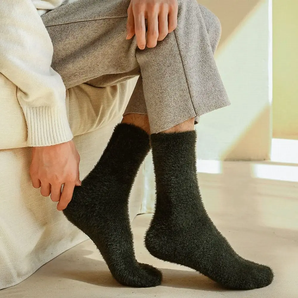 

Soft Autumn Retro Thick Solid Color Simple Man Socks Korean Style Socks Mink Velvet Middle Tube Hosiery
