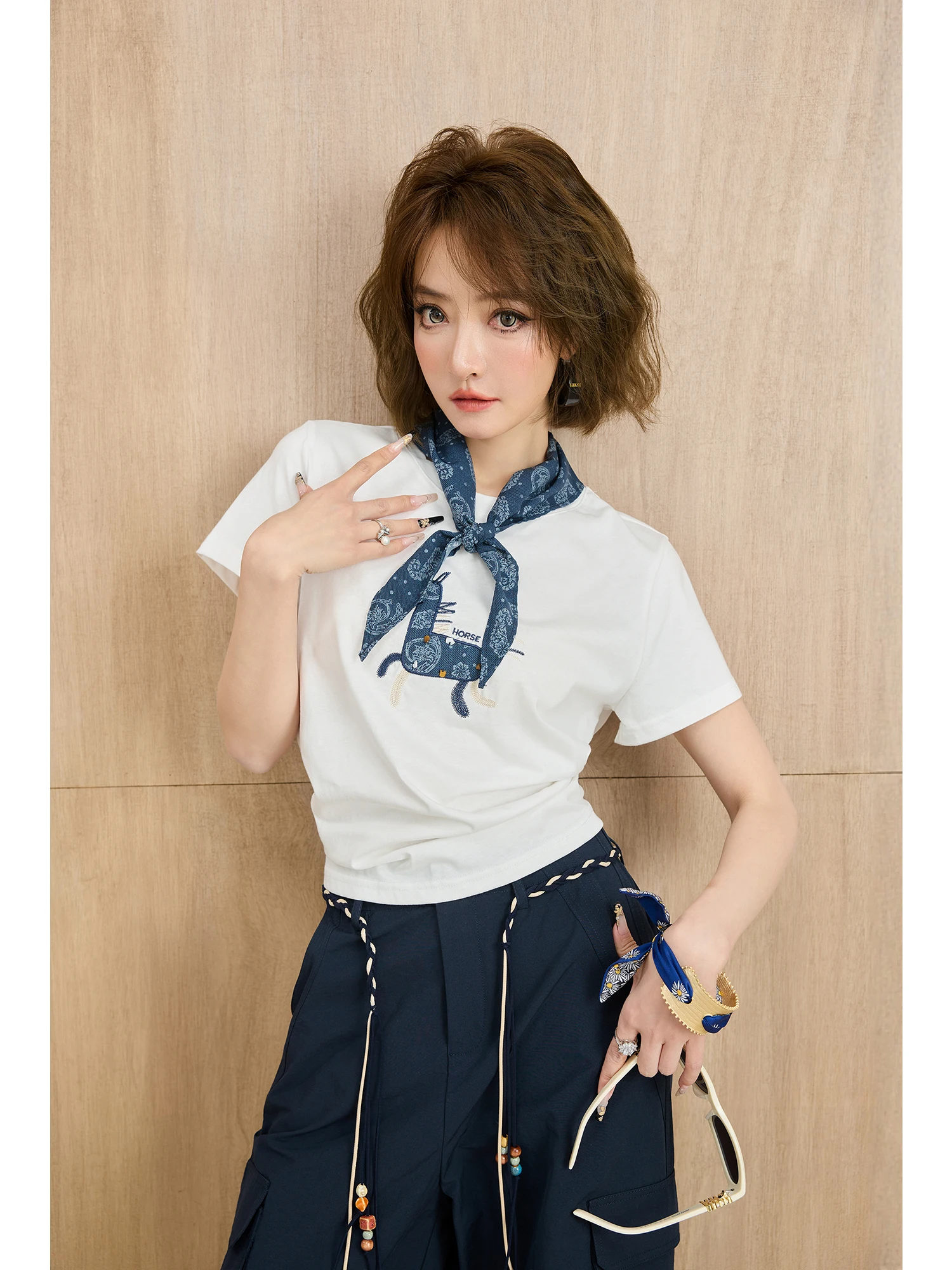 

Новинка: хлопковая футболка с коротким рукавом, мультяшным принтом, винтажным дизайном, дышащая, приятная для кожи, с круглым вырезом, для женщин